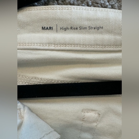 Evereve AG Mari High Rise Straight Leg Jean in size 31 in white cream - Picture 10 of 12